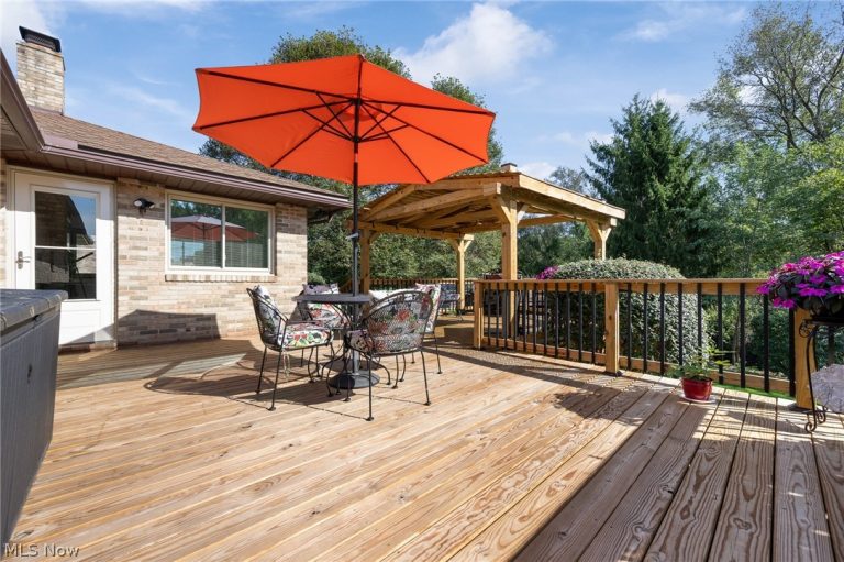 2433 Fontana Street, Massillon, OH - Photo 3