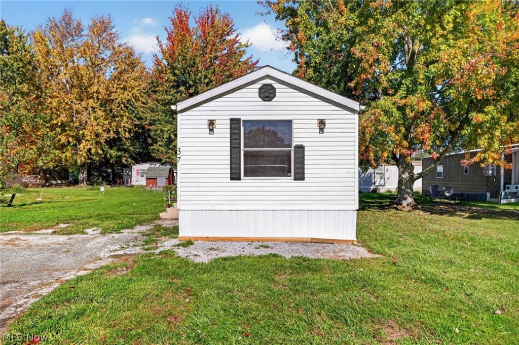 3583 Austin Road, Geneva, OH