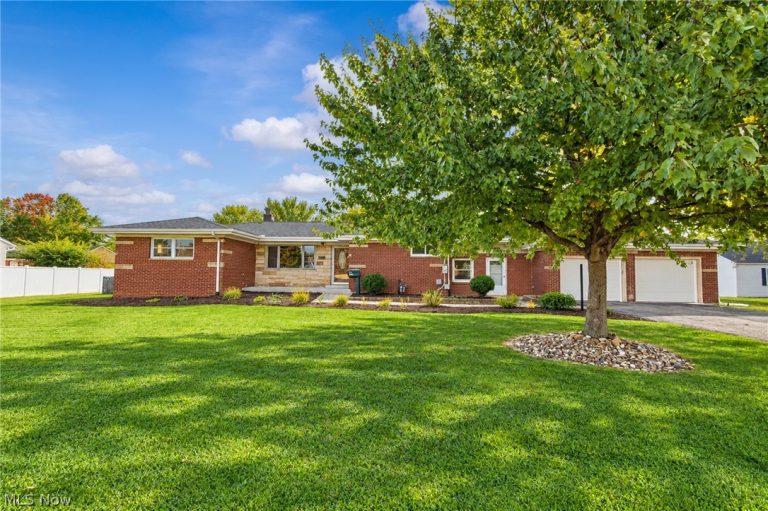 3825 Middlebranch Avenue, Canton, OH - Photo 2