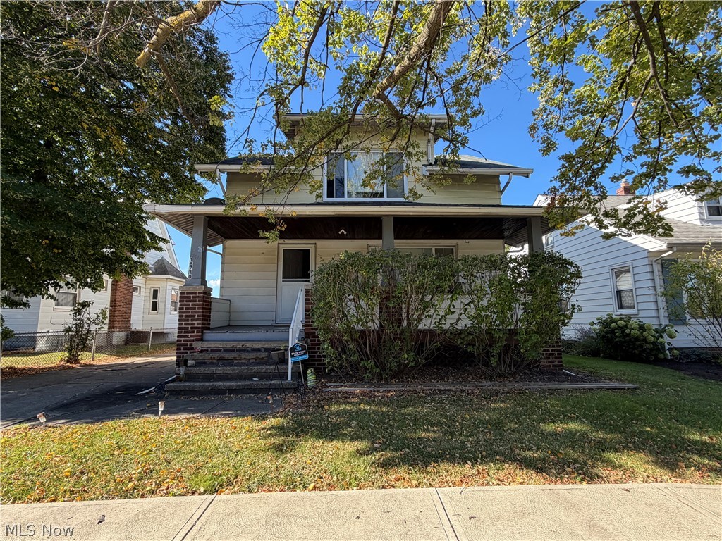 18710 Neff Road, Cleveland, OH