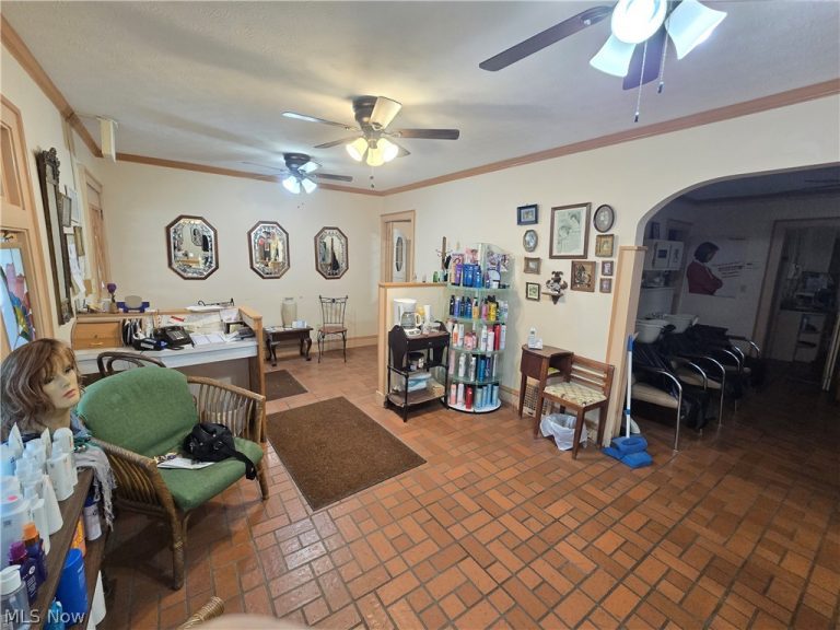 24279 Lorain Road, North Olmsted, OH - Photo 5