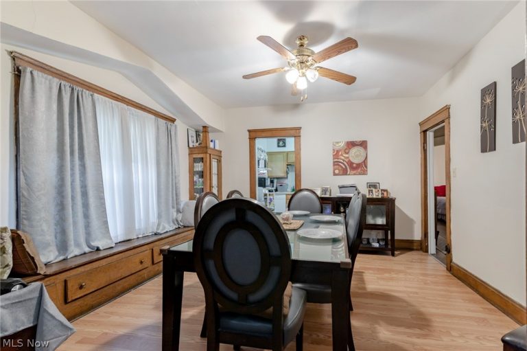 2192 Edgewood Road, Cleveland Heights, OH - Photo 8