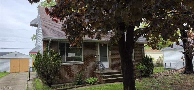 16415 Huntmere Avenue, Cleveland, OH, 44110