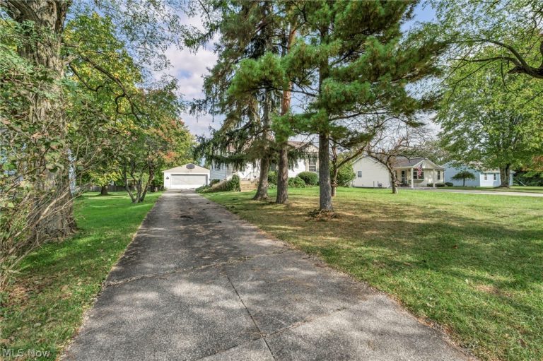 3965 Grafton Road, Brunswick, OH - Photo 6