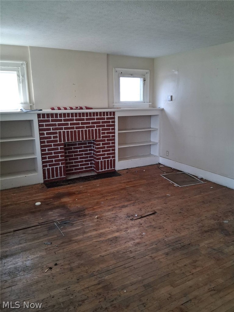 106 Shaker Drive, Akron, OH - Photo 2
