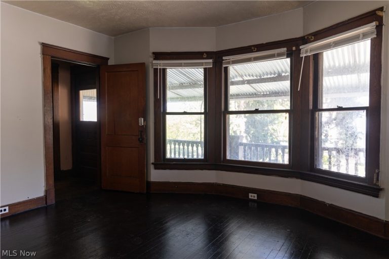1738 Coit Avenue, East Cleveland, OH - Photo 3