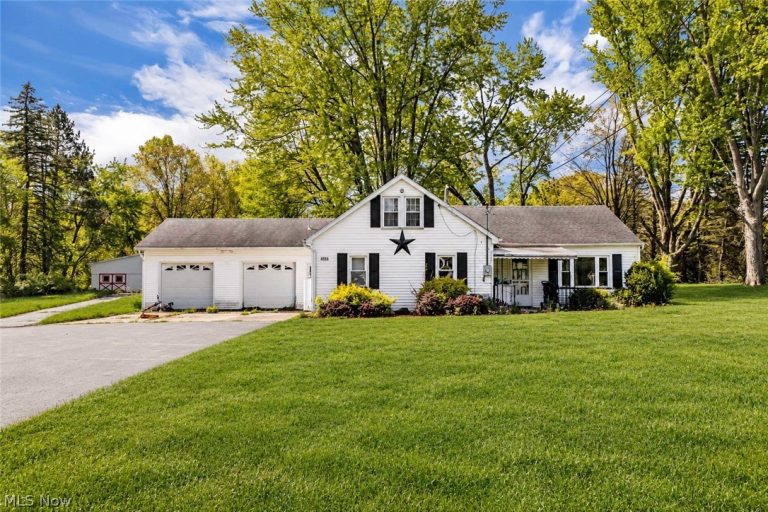 4556 Warren Sharon Road, Vienna, OH, 44473