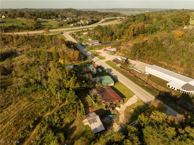 Marrtown Road, Parkersburg, WV, 26101