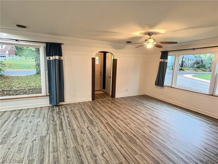 1105 Ridge Road, Canton, OH - Photo 8