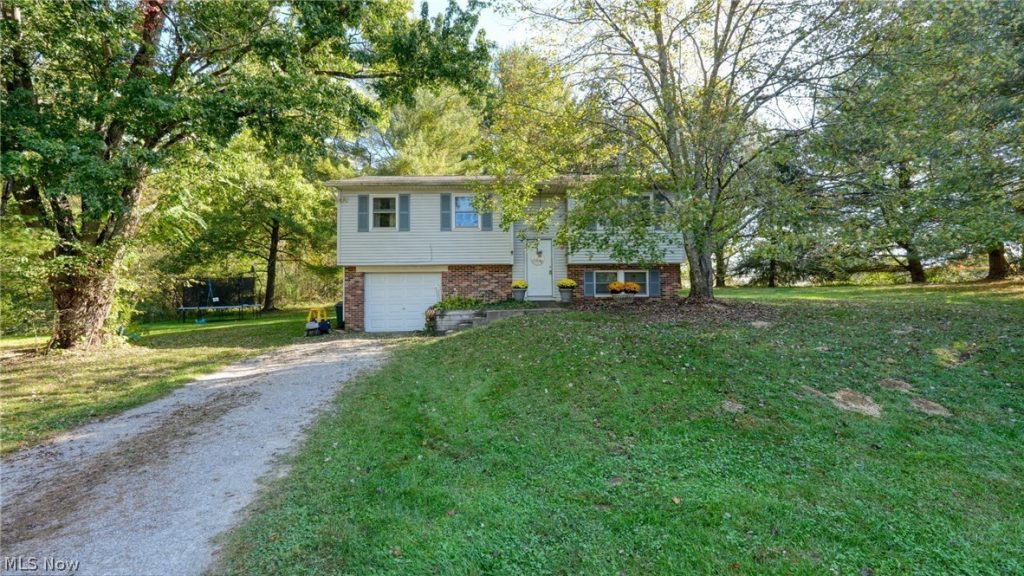 62282 Forestview Drive, Cambridge, OH