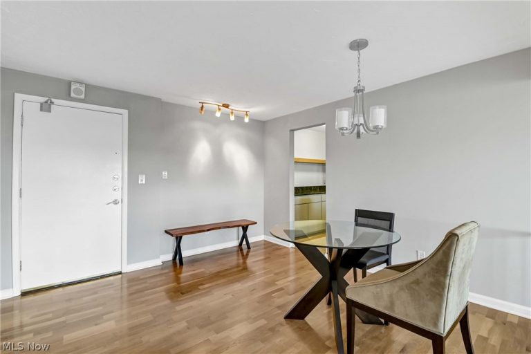 12900 Lake Avenue #1821, Lakewood, OH - Photo 8