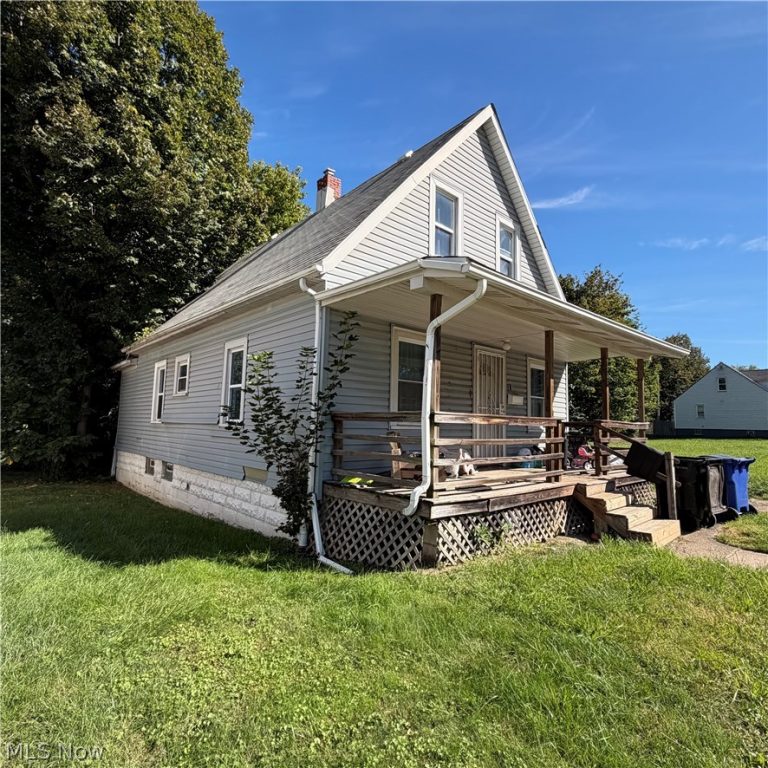 9921 Prince Avenue, Cleveland, OH - Photo 2