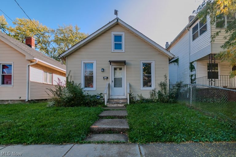 3709 69th Street, Cleveland, OH, 44105
