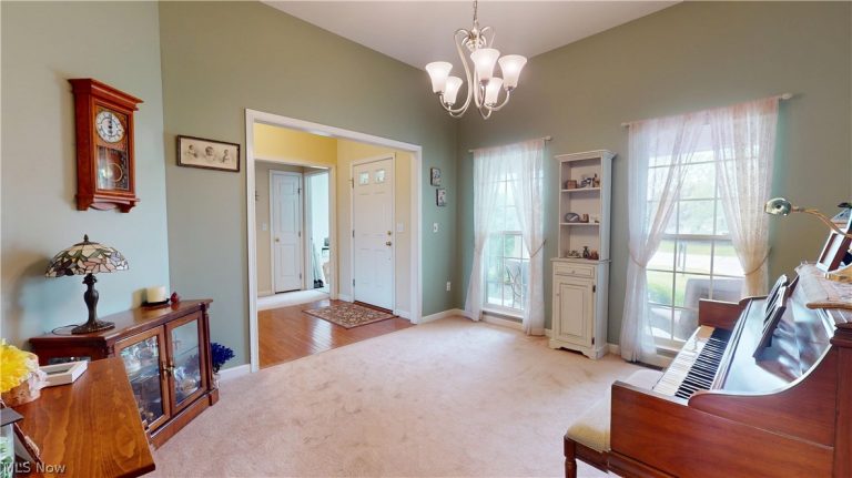 5786 Overlook Way, North Ridgeville, OH - Photo 8