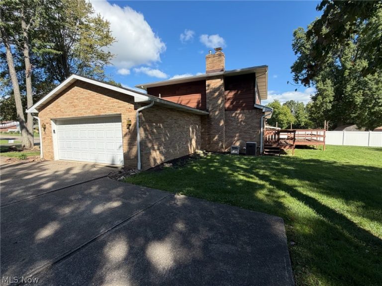 762 Sawmill Trail, Massillon, OH - Photo 8