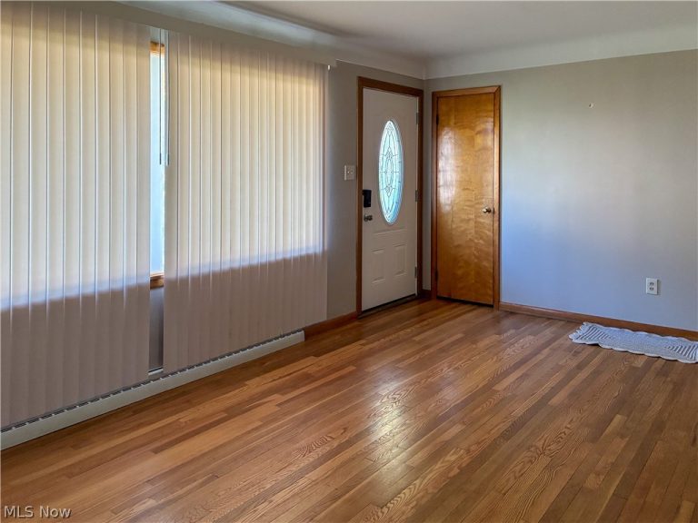 907 Fenton Street, Niles, OH - Photo 3