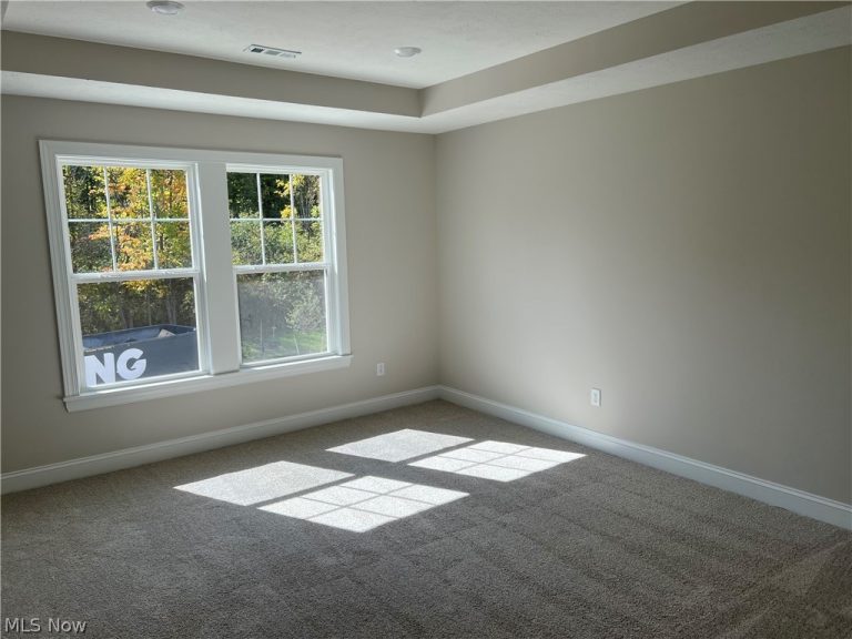34 Paige Lane, Hudson, OH - Photo 5