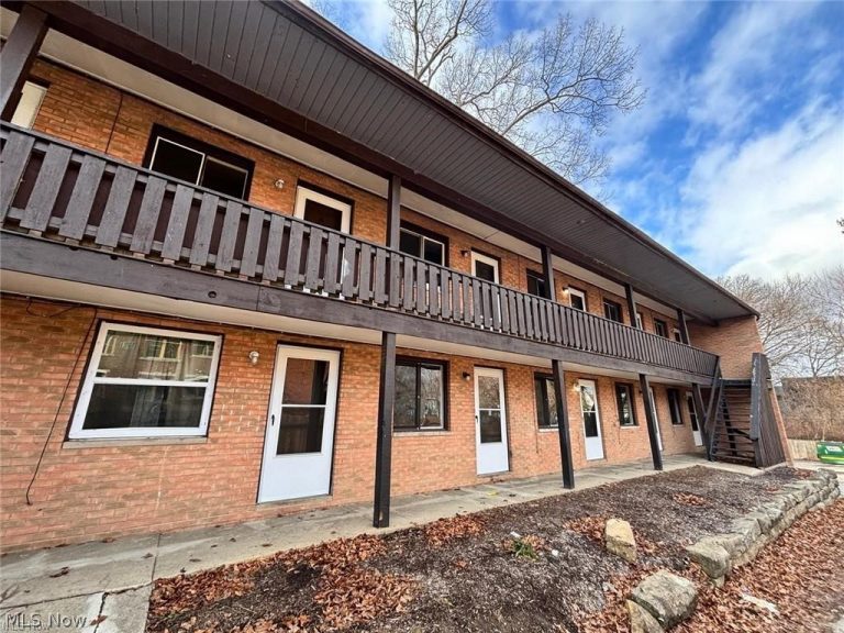 519 Crosby Street #3, Akron, OH, 44302