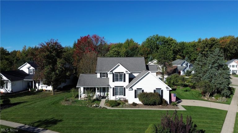 3520 Lexington Lane, Brunswick, OH - Photo 2