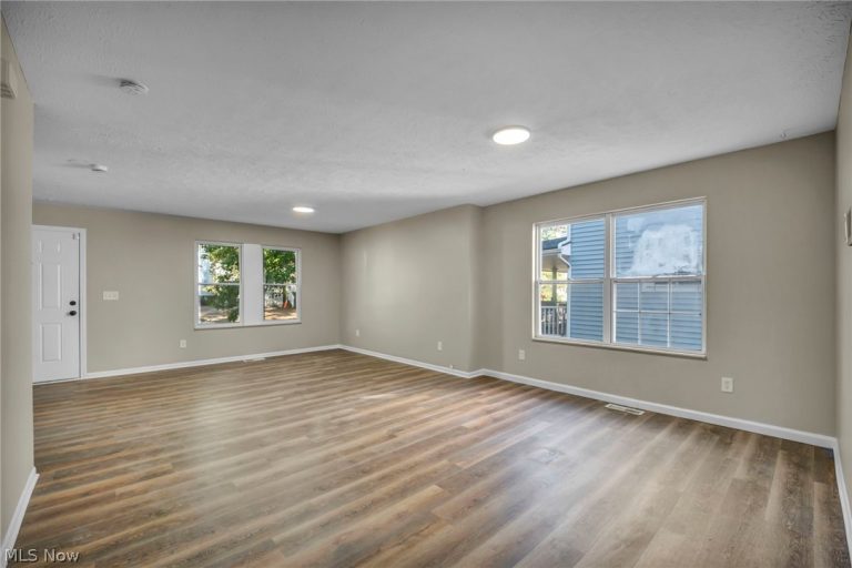 739 92nd Street, Cleveland, OH - Photo 4