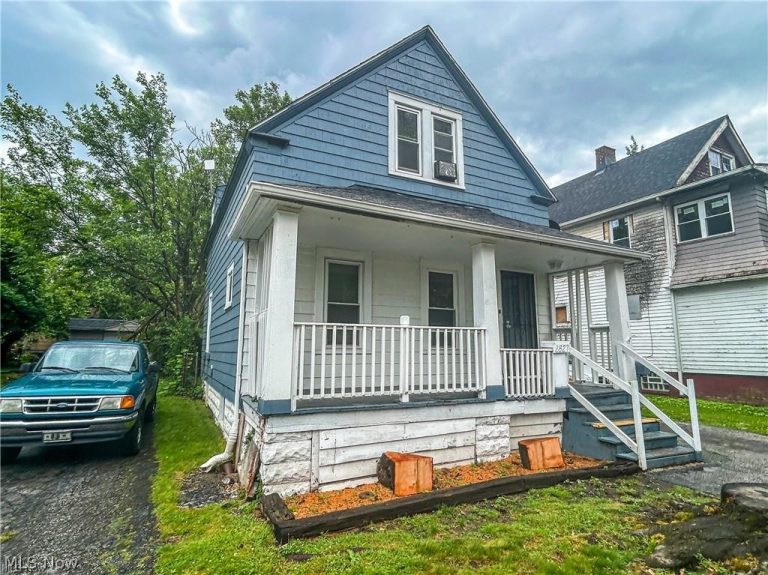 2827 119th Street, Cleveland, OH - Photo 4
