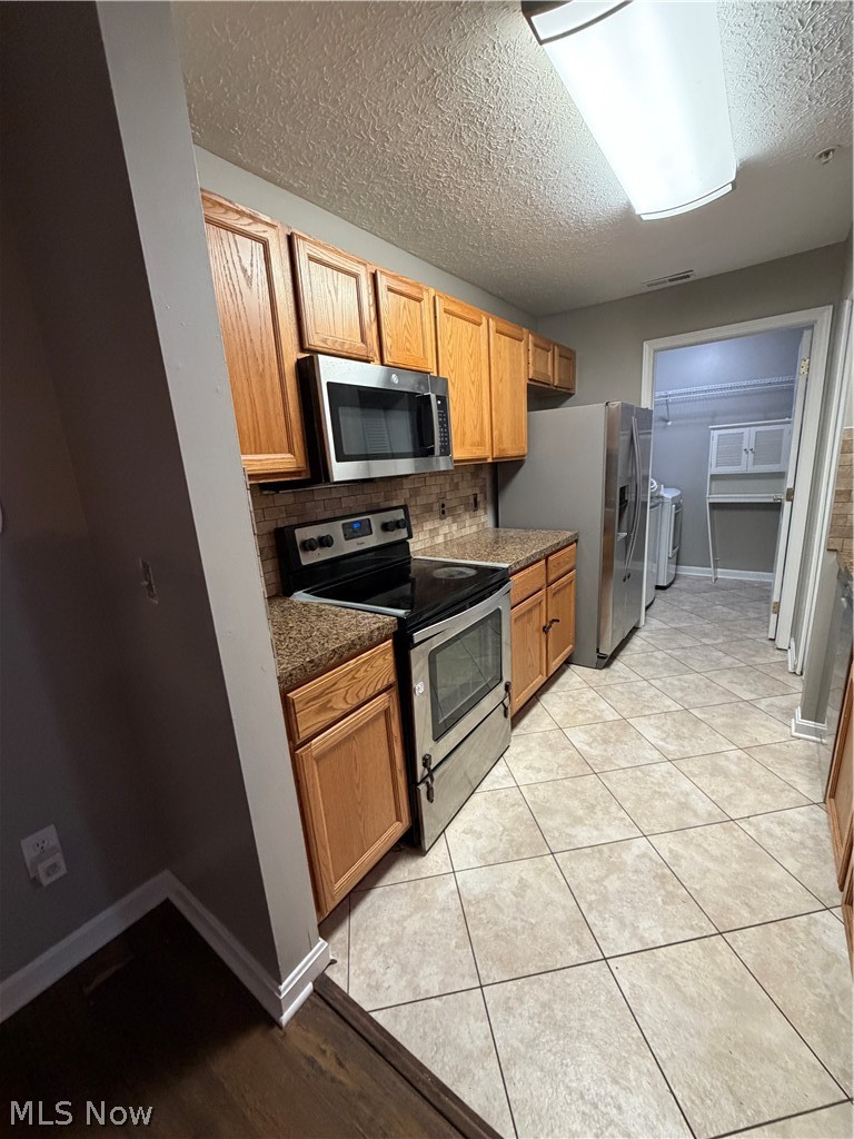 14700 Lenox Drive, Strongsville, OH - Photo 5