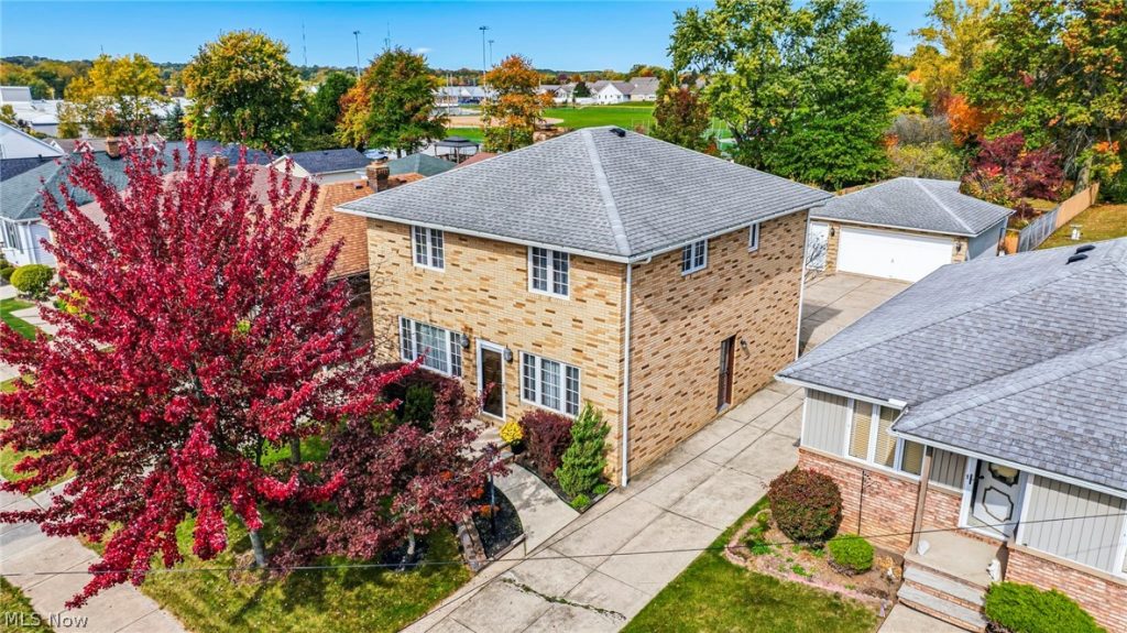 520 Orchardview Avenue, Seven Hills, OH
