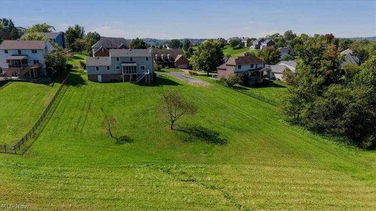 22 Westwood Drive, Parkersburg, WV - Photo 4