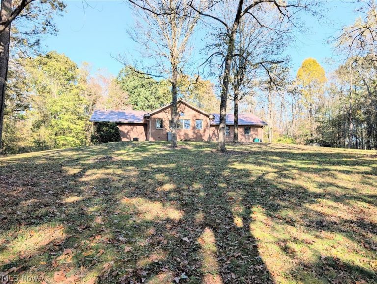 1401 Millers Lane, Zanesville, OH - Photo 6