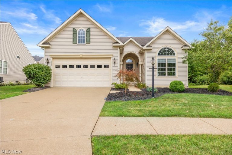 5052 Forestland Court, Brunswick, OH - Photo 2