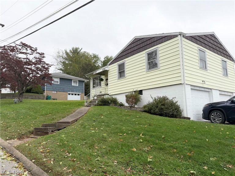 1903 Highland Place, Parkersburg, WV - Photo 4