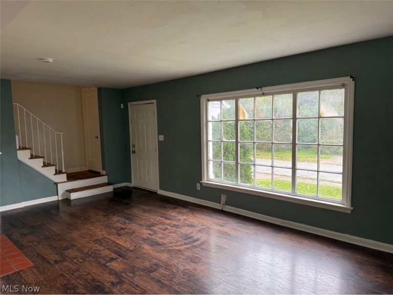879 Medford Road, Cleveland Heights, OH - Photo 6