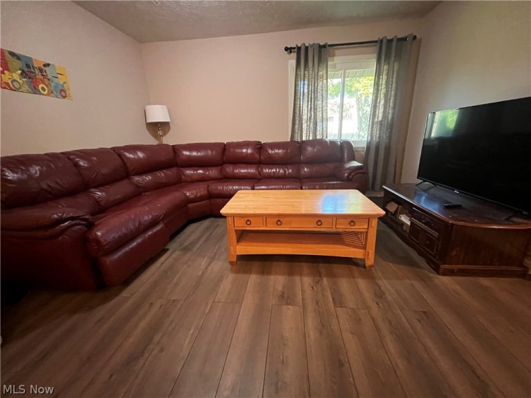 7368 Trailside Drive ##E, Northfield, OH - Photo 3