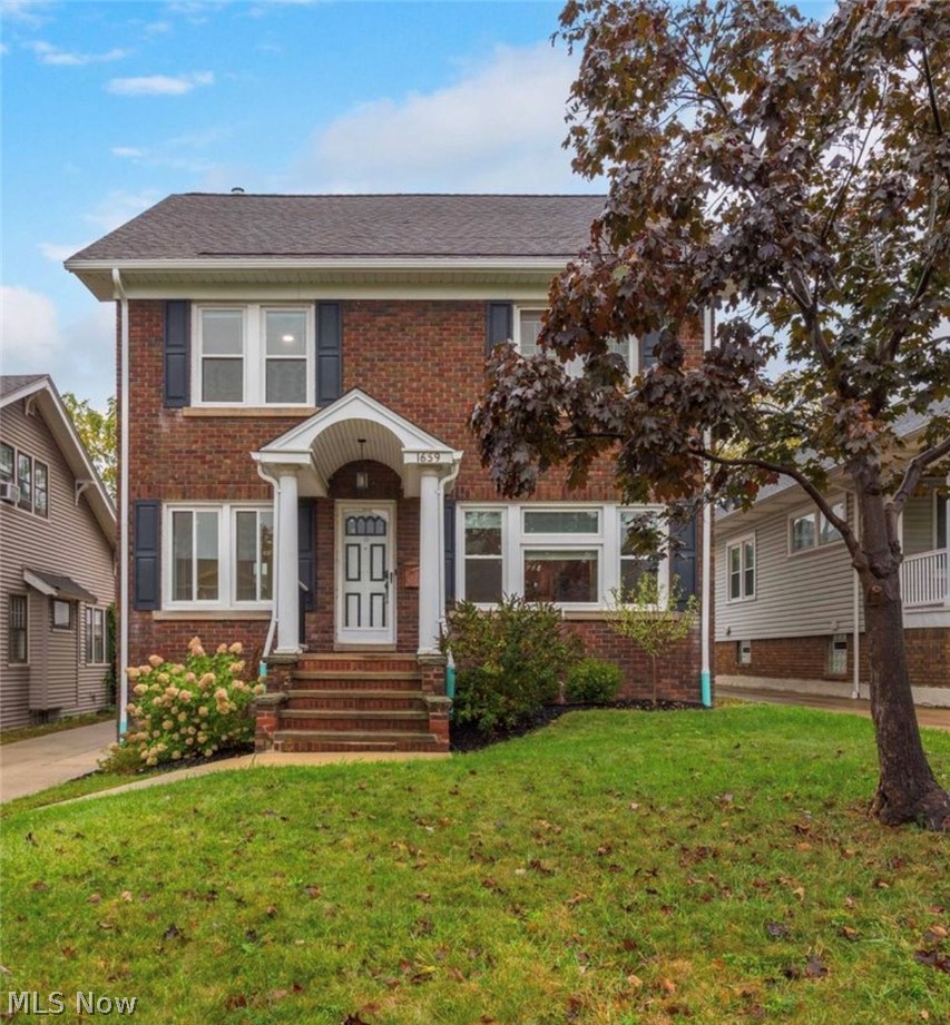 1659 Chesterland Avenue, Lakewood, OH