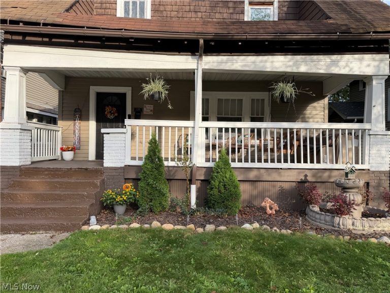 1333 Manchester Road, Akron, OH - Photo 2