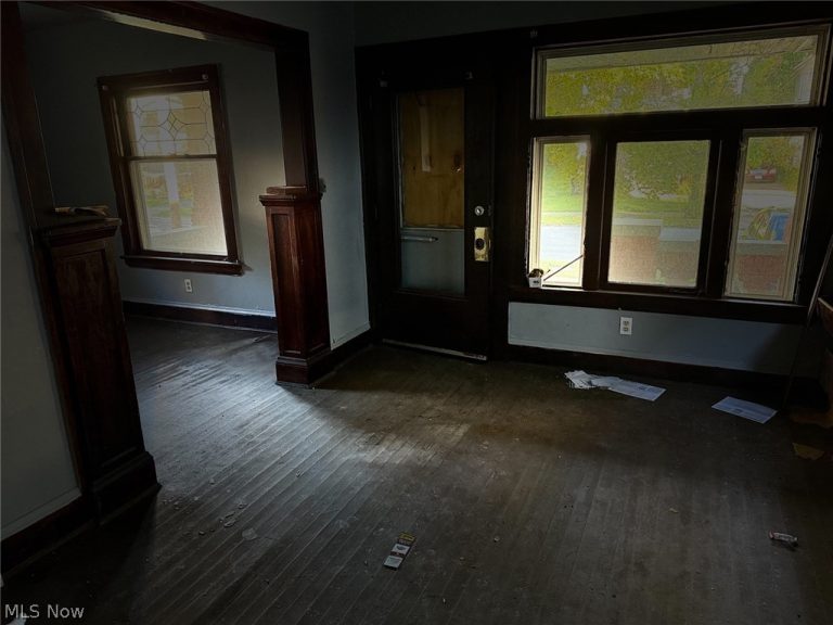 12018 Griffing Avenue, Cleveland, OH - Photo 2