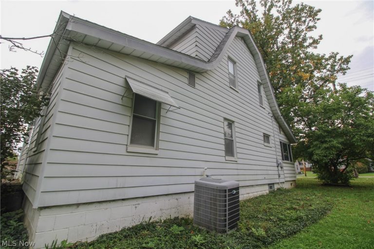 3910 Mahoning Avenue, Youngstown, OH - Photo 5