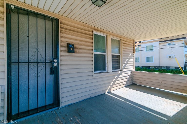 3651 103rd Street, Cleveland, OH - Photo 2