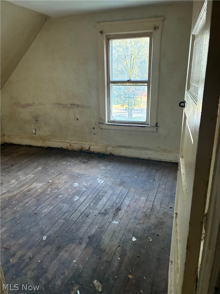 1298 167th Street, Cleveland, OH - Photo 8