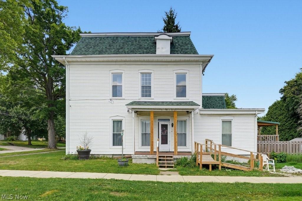 140 Walnut Street, Ravenna, OH