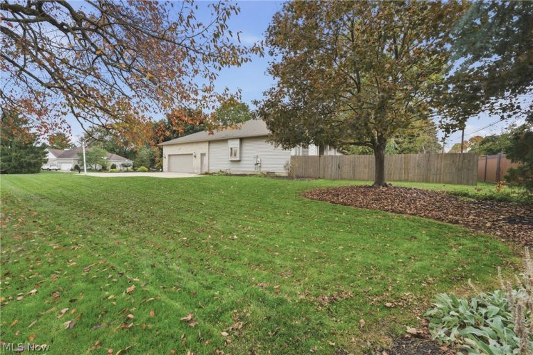 4609 Kingsrow Avenue, Canton, OH - Photo 6