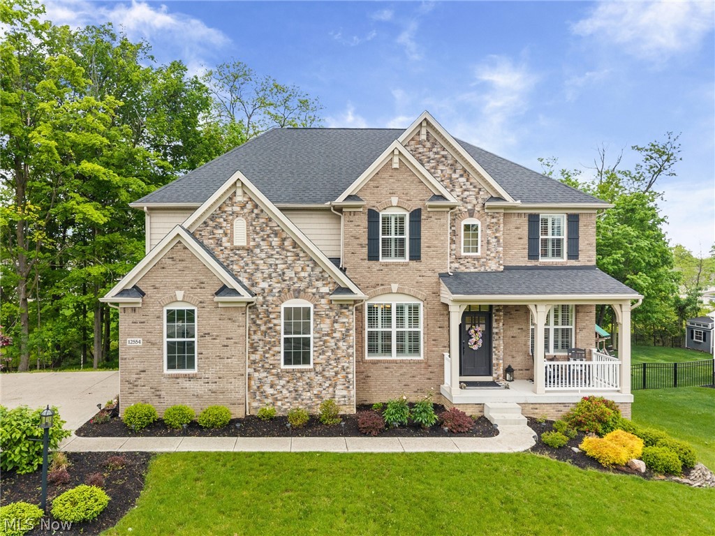12554 Meadowview Drive, North Royalton, OH