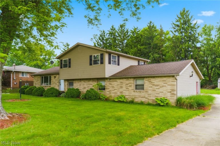 5980 Longview Street, Massillon, OH - Photo 2