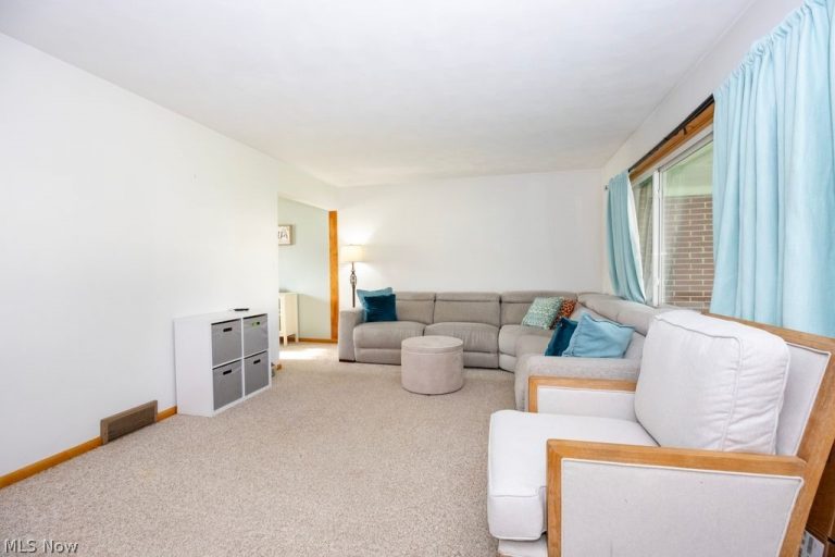 2437 Graustark Path, Wooster, OH - Photo 3