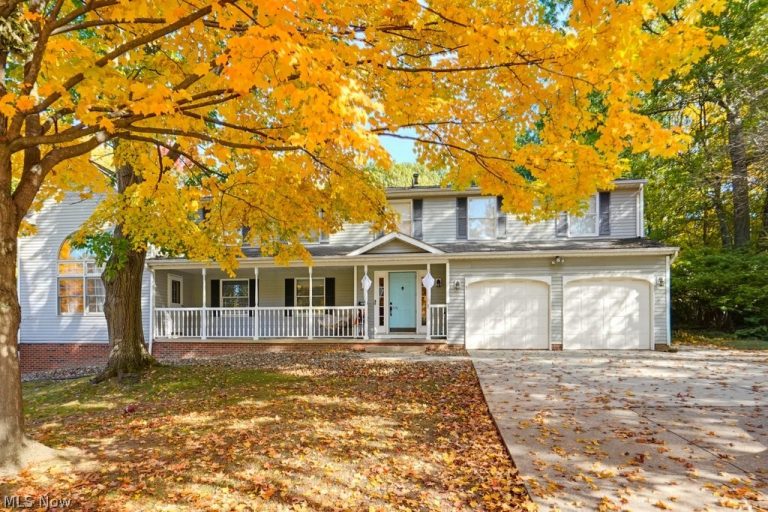 1047 Berkshire Drive, Macedonia, OH - Photo 3