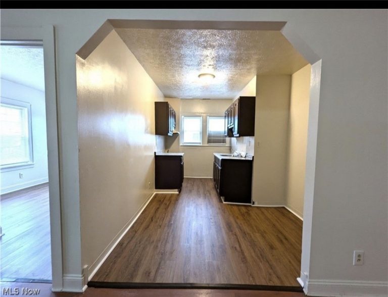 317 156th Street #1, Cleveland, OH - Photo 4