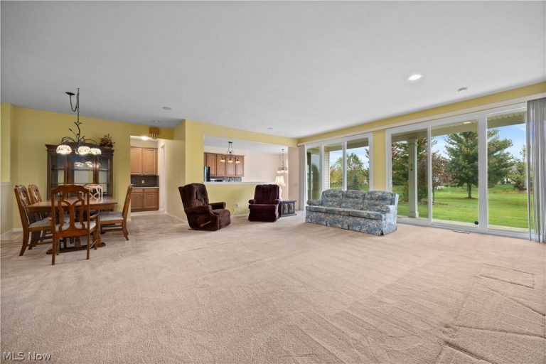 9443 Drury Way, North Ridgeville, OH - Photo 6