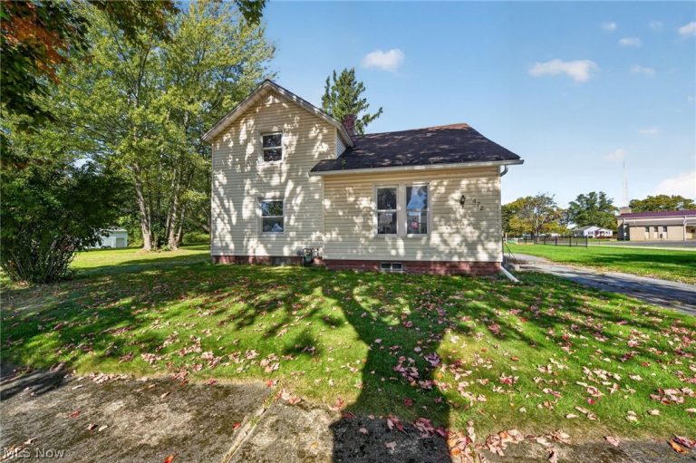472 Detroit Street, Conneaut, OH, 44030