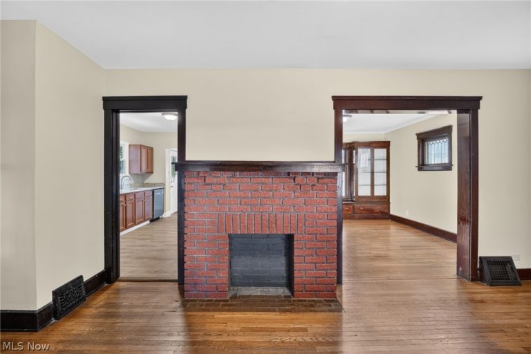 3341 99th Street, Cleveland, OH - Photo 4