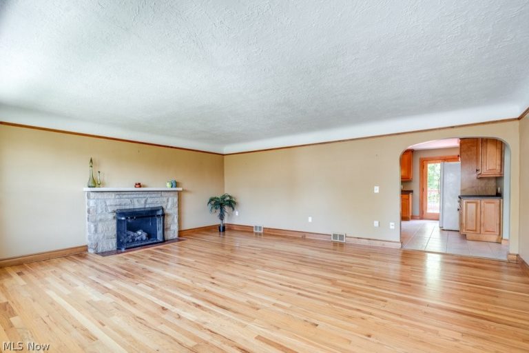 3241 231st Street, North Olmsted, OH - Photo 6